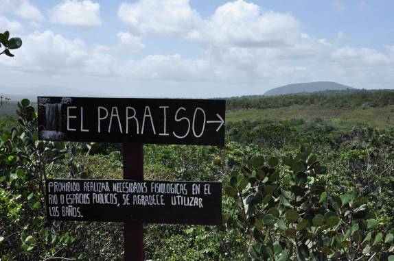 Pelo visto, é comum as pessoas usarem as cachoeiras da Gran Sabana, na Venezuela, como banheiro...